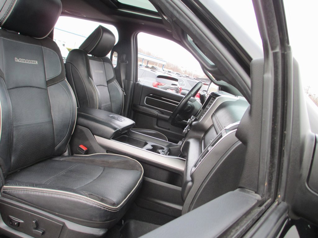 Used 2022 RAM 3500 Laramie image 21