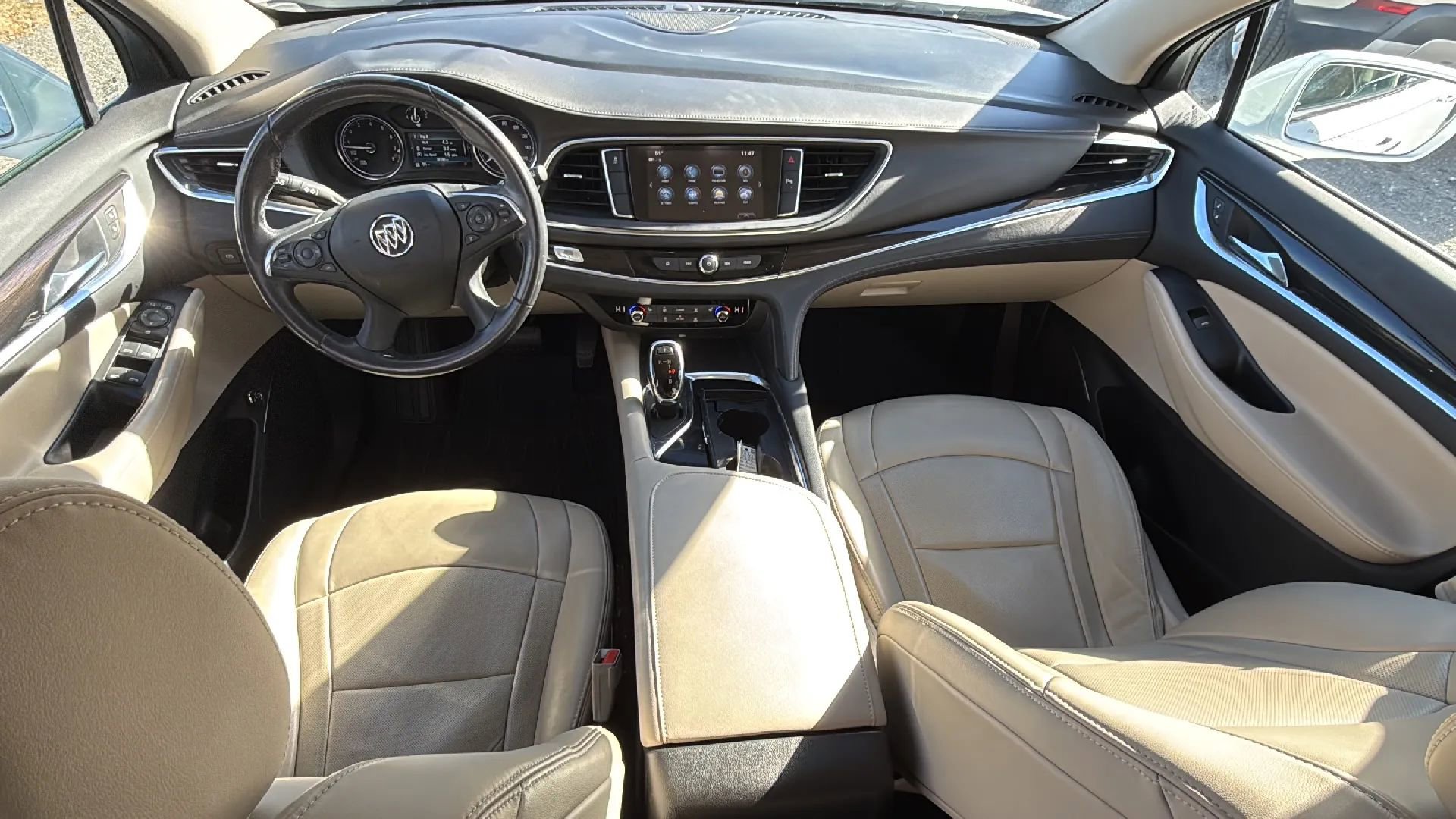 Used 2019 Buick Enclave Essence image 30