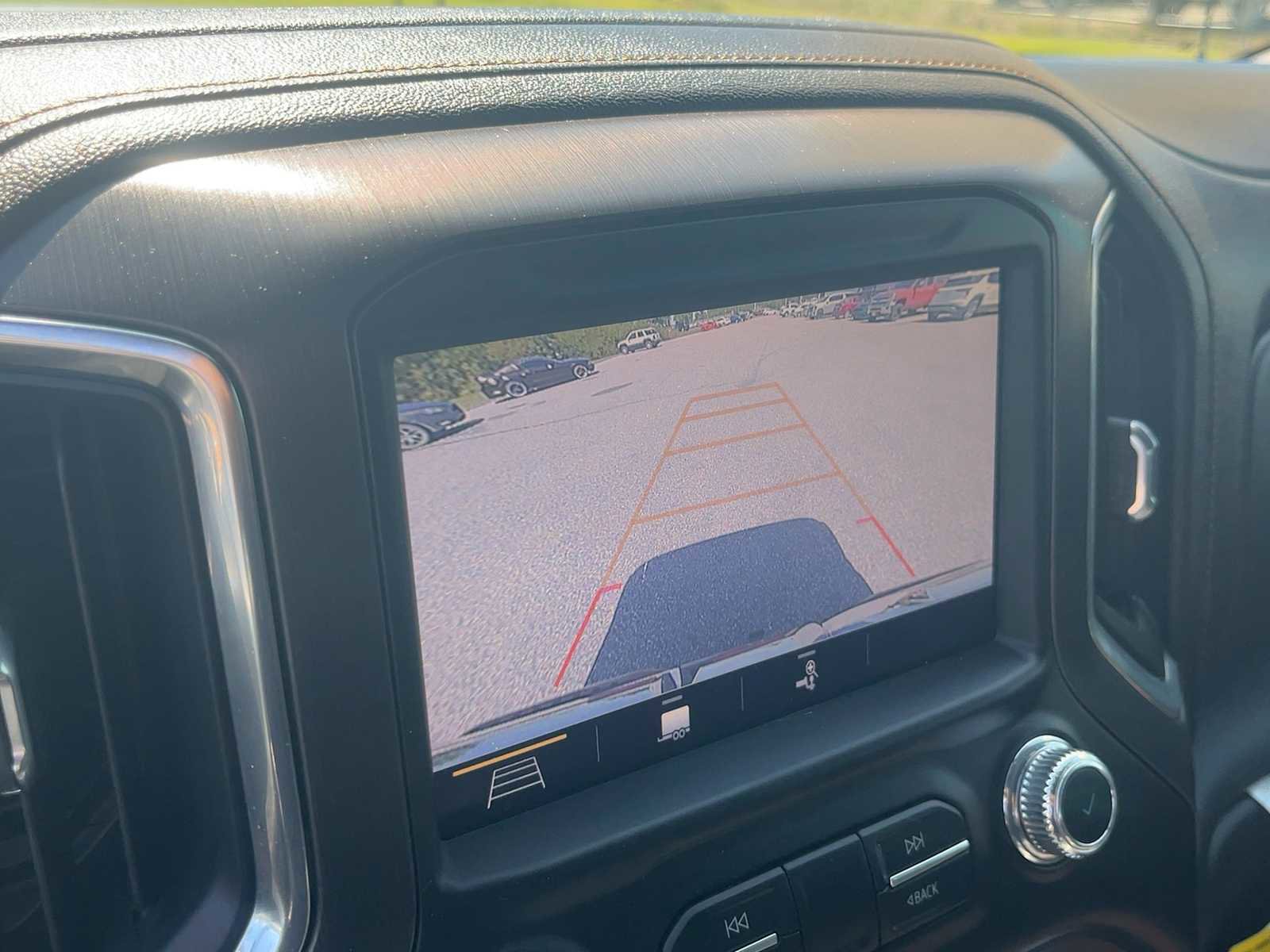 Used 2019 GMC Sierra 1500 AT4 w/ AT4 Preferred Package AWD/4WD image 17
