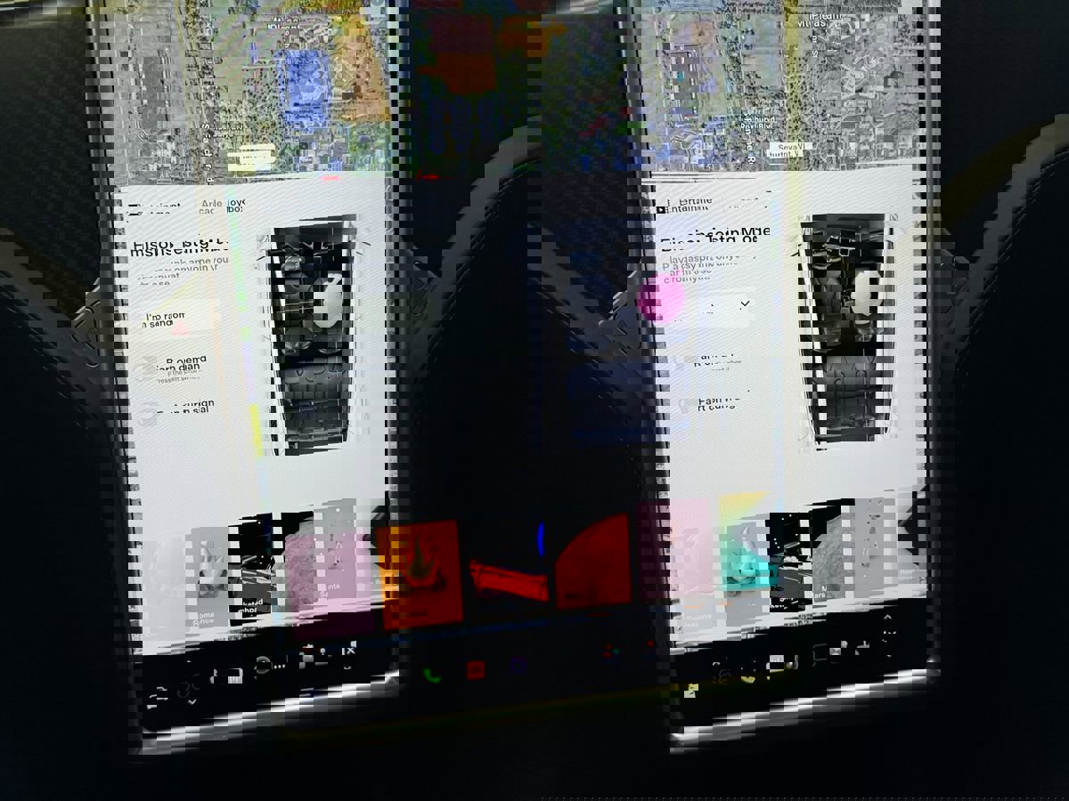 Used 2017 Tesla Model S 75D image 45