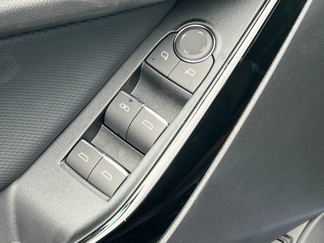 New 2027 Chevrolet Equinox RS w/ Convenience Package III AWD/4WD image 15