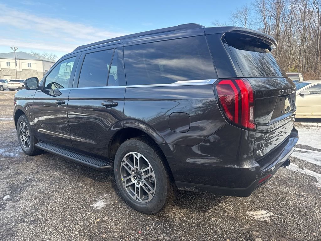New 2026 Ford Expedition Active AWD/4WD image 6