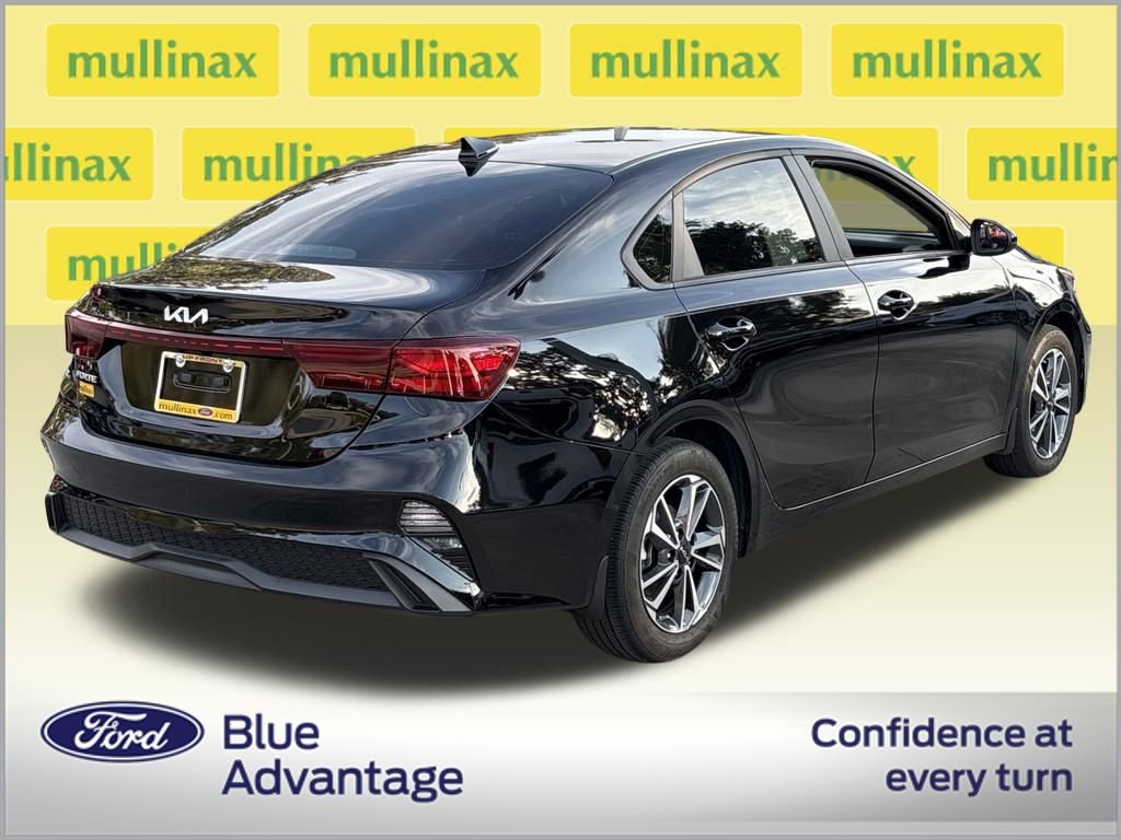 Used 2024 Kia Forte LXS image 4