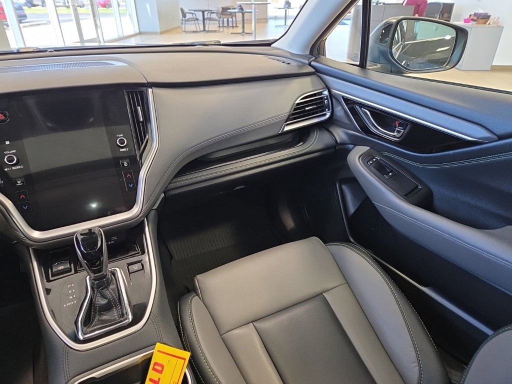 Used 2022 Subaru Outback Onyx Edition XT w/ Popular Package #2 image 18