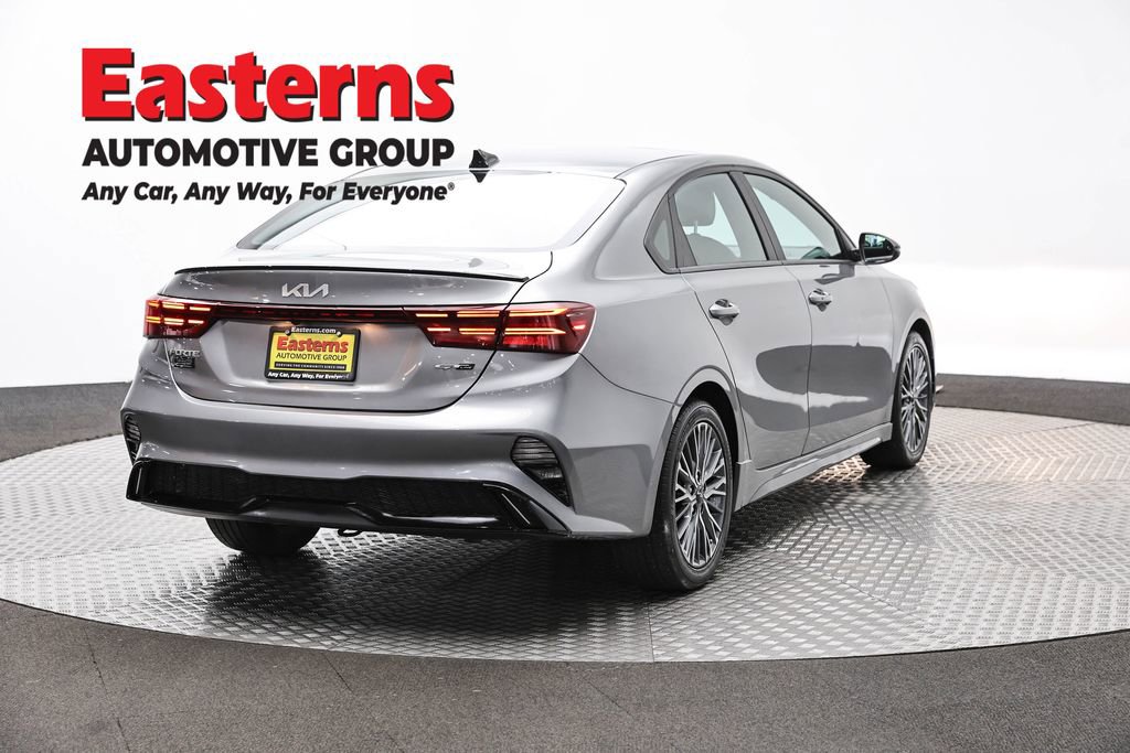 Used 2022 Kia Forte GT-Line w/ GT-Line Premium Package image 5