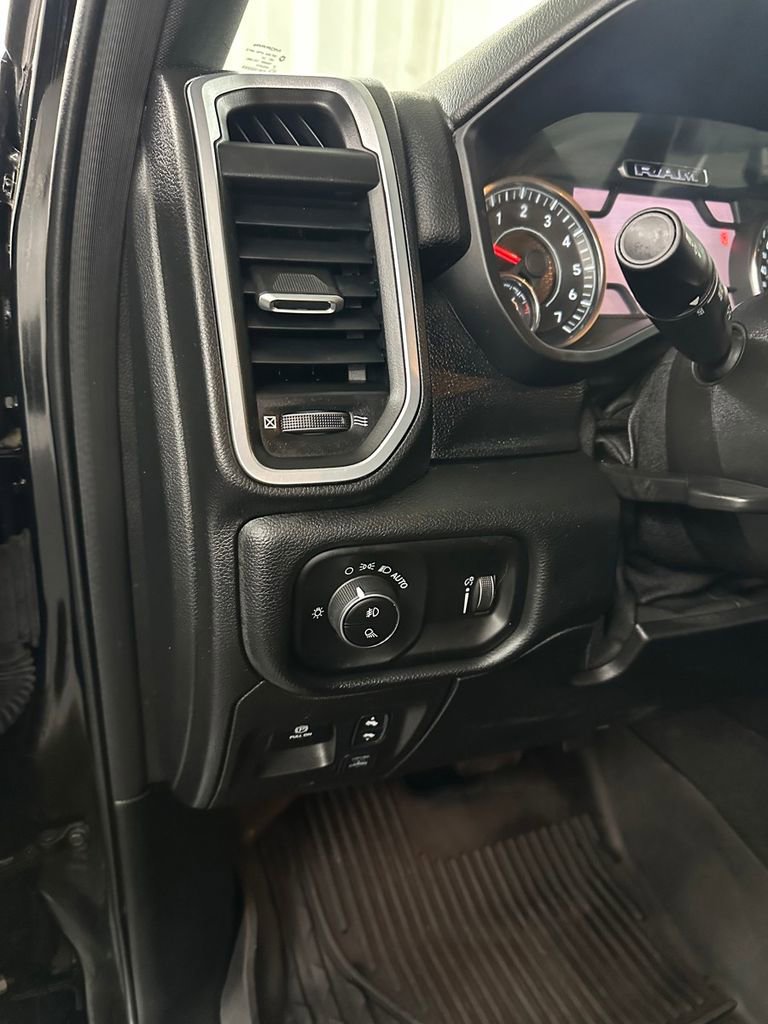 Used 2021 RAM 1500 Big Horn image 14