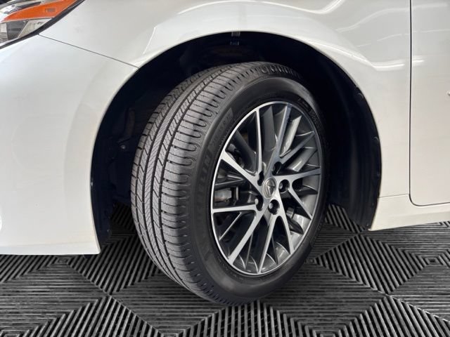 Used 2017 Lexus ES 350 w/ Premium Package FWD image 28
