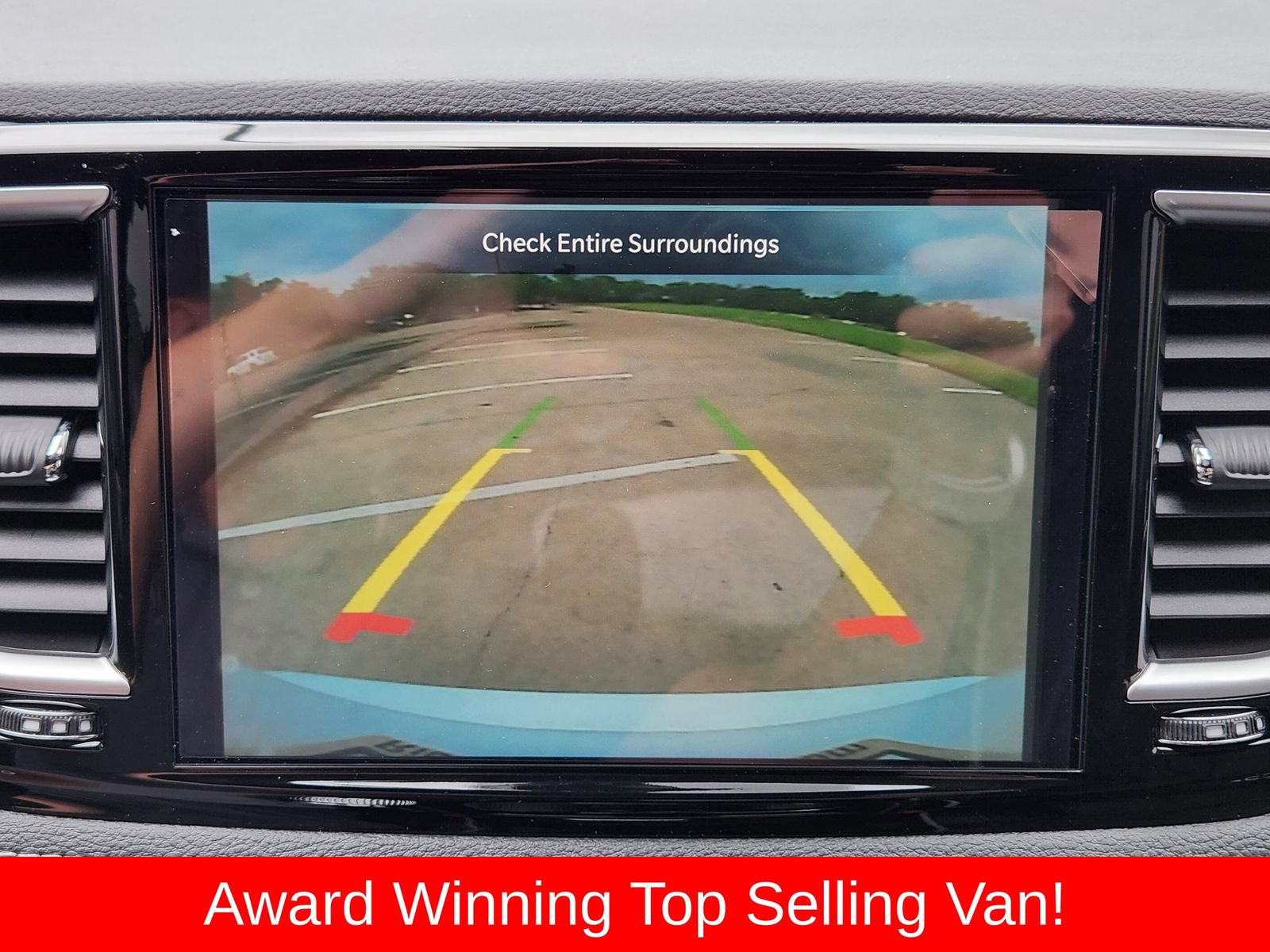 New 2026 Chrysler Pacifica Limited w/ Uconnect Theater Family Group FWD image 25