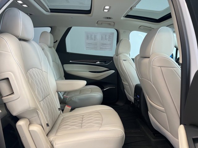 Used 2024 Buick Enclave Avenir w/ Avenir Technology Package image 14
