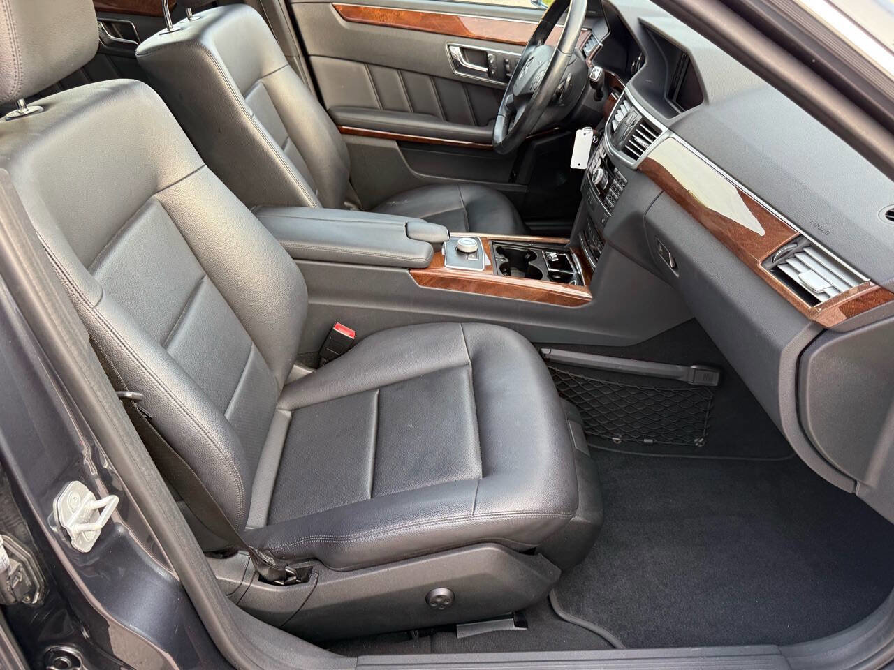 Used 2011 Mercedes-Benz E 350 BlueTEC Sedan image 31
