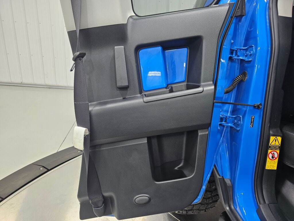 Used 2007 Toyota FJ Cruiser 4WD image 32