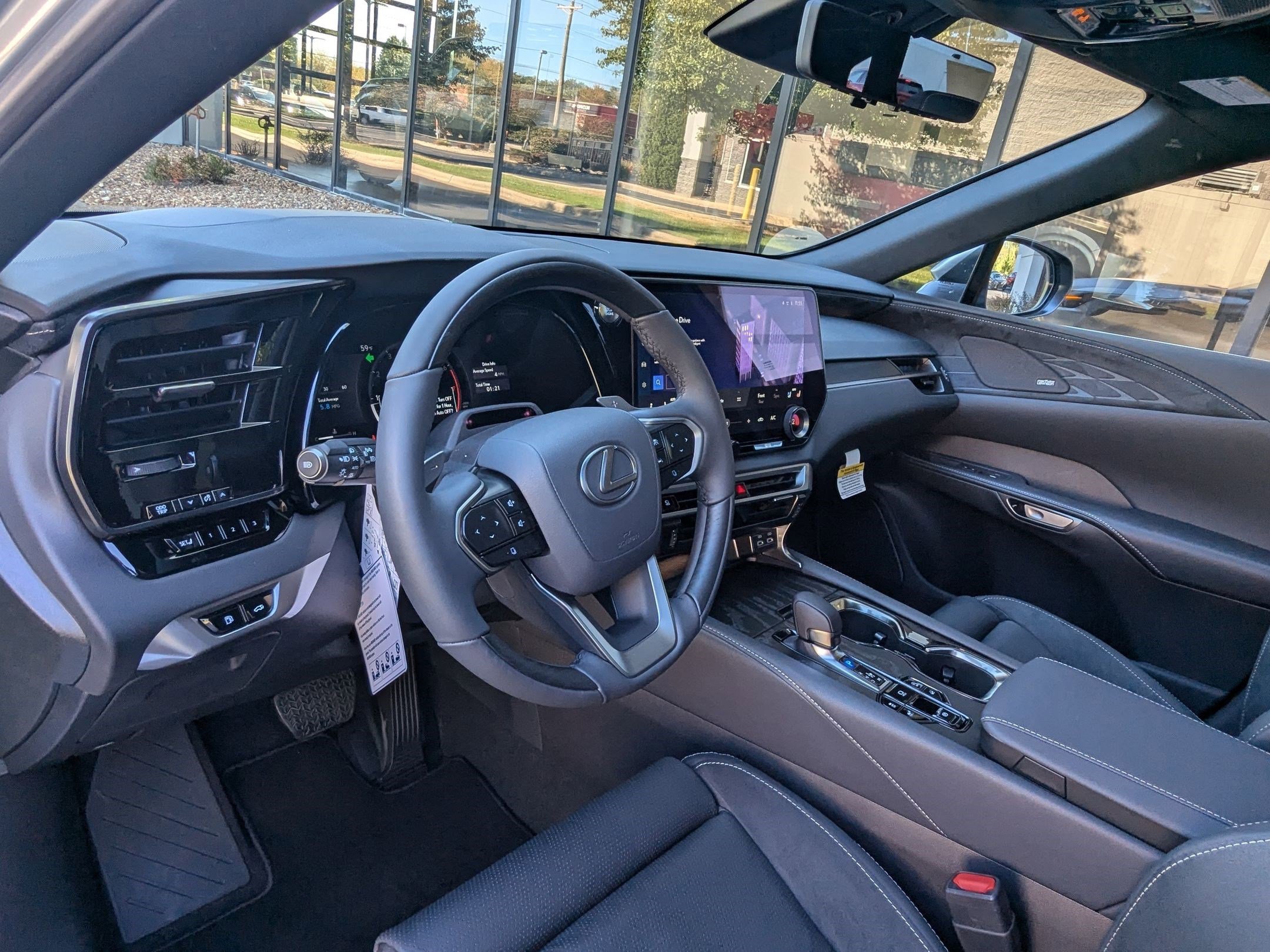 New 2025 Lexus RX 350 AWD image 4