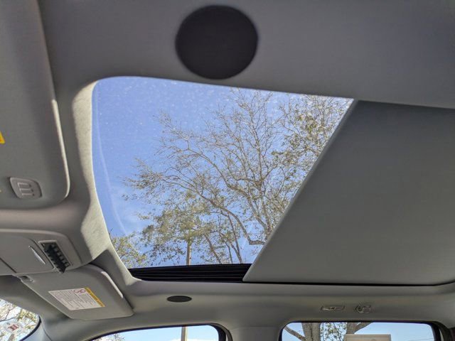 New 2026 Ford F250 Lariat w/ Black Appearance Package image 23