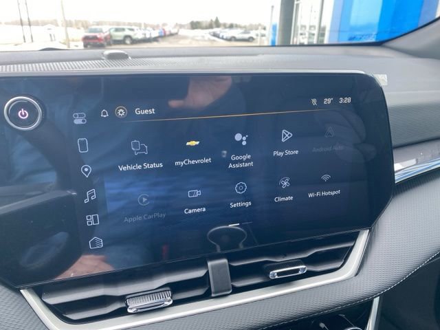 New 2026 Chevrolet Equinox LT w/ Convenience Package II image 11