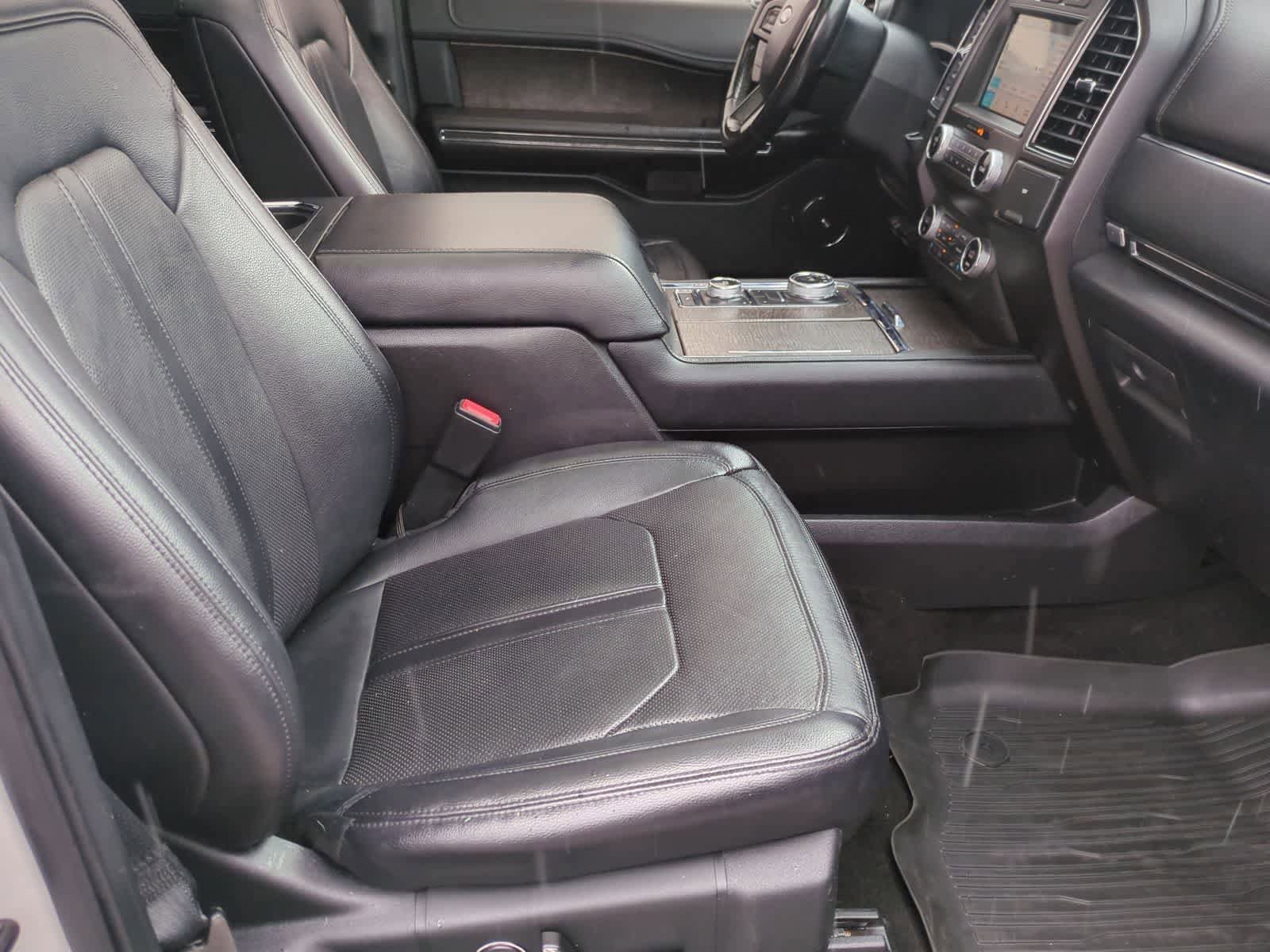 Used 2019 Ford Expedition Max Limited AWD/4WD image 23