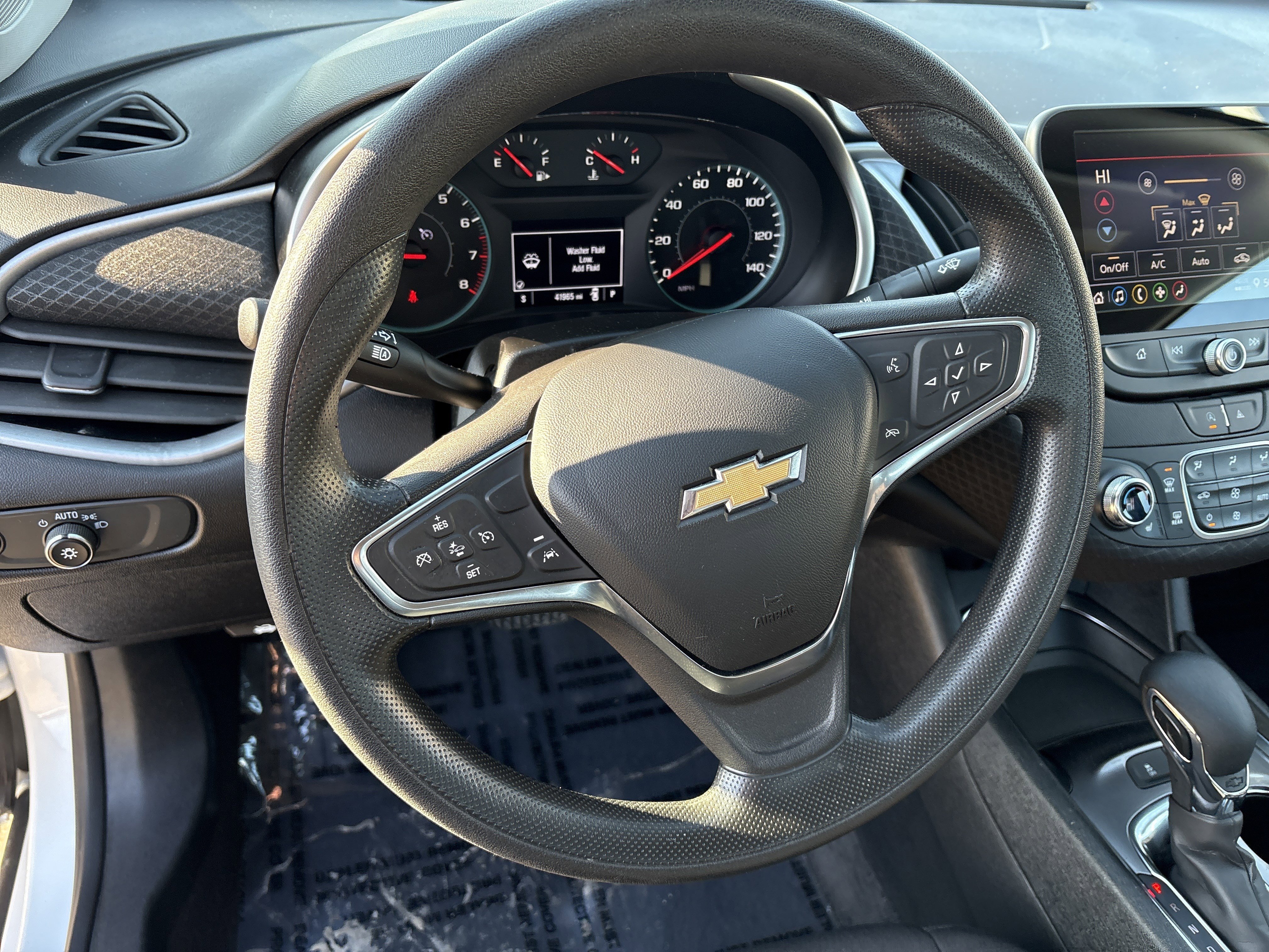 Used 2024 Chevrolet Malibu LT FWD image 20