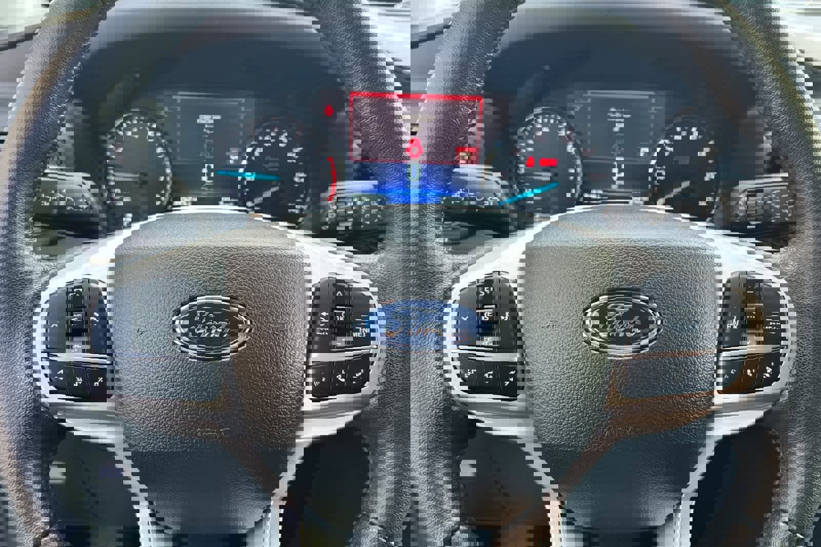 Used 2022 Ford Explorer XLT w/ Class IV Trailer Tow Package image 26