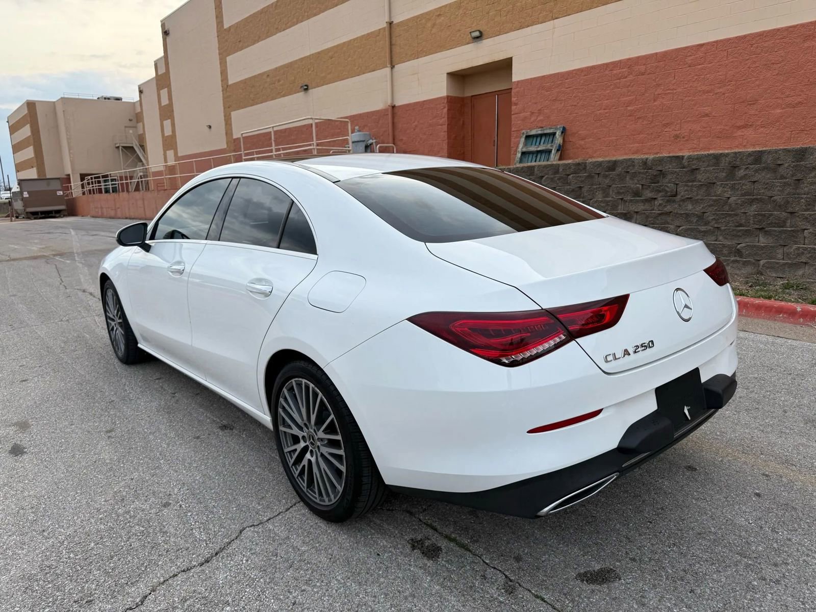 Used 2021 Mercedes-Benz CLA 250 image 9