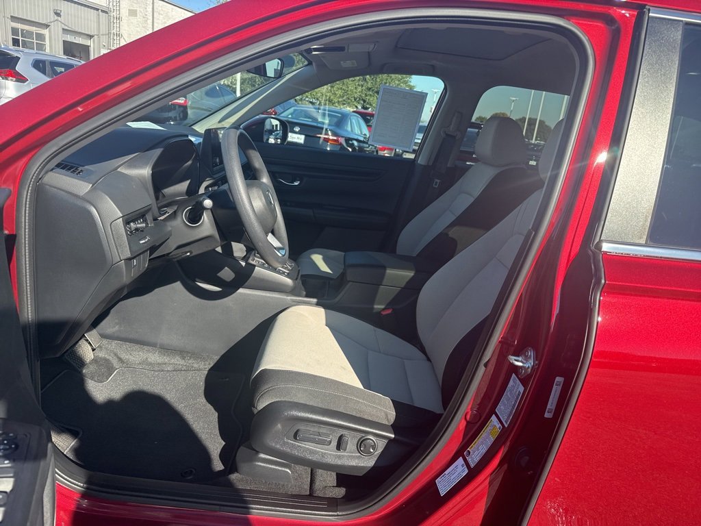 Certified 2025 Honda CR-V EX image 10