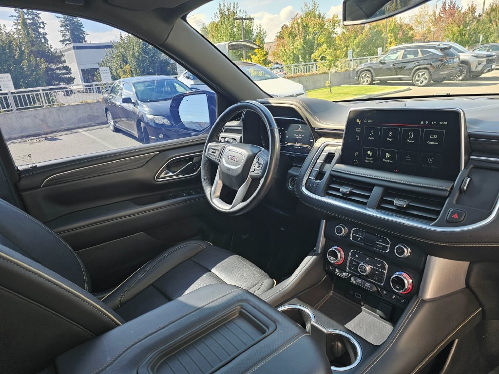 Used 2022 GMC Yukon SLT w/ SLT Luxury Package AWD/4WD image 10