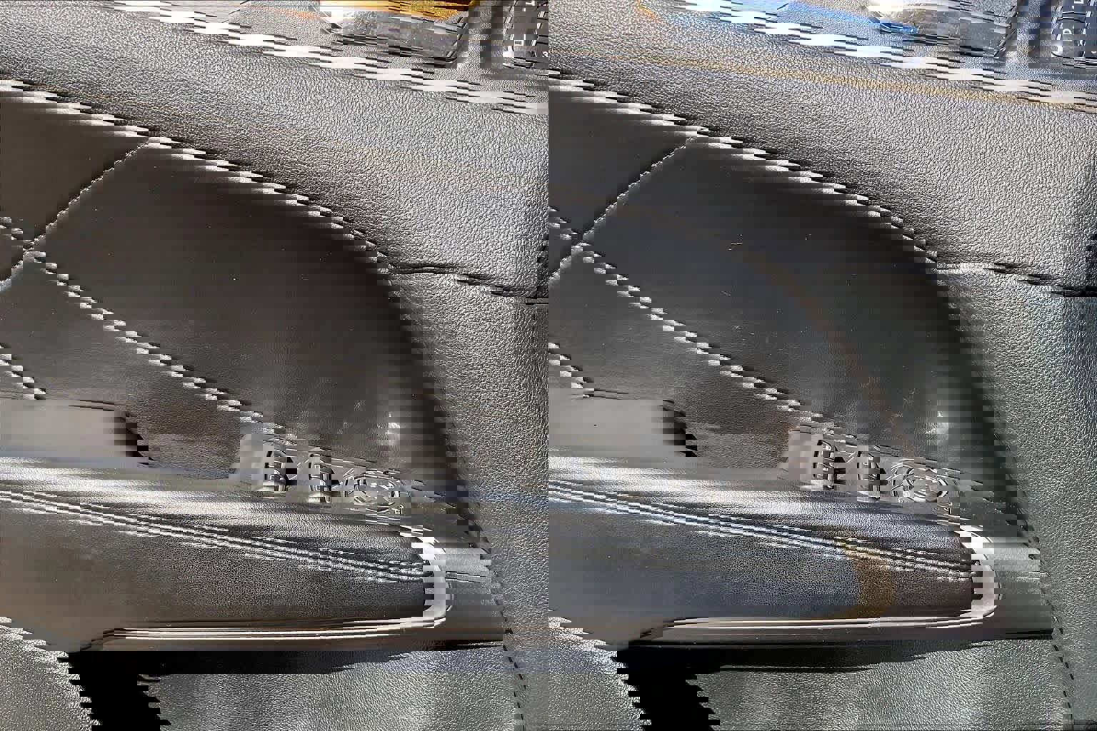 Used 2017 Lincoln MKC Select w/ Select Plus Package image 34