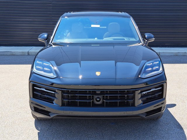 New 2025 Porsche Cayenne S image 10