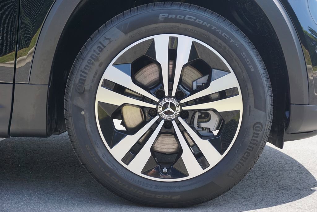 New 2025 Mercedes-Benz GLB 250 4MATIC image 18