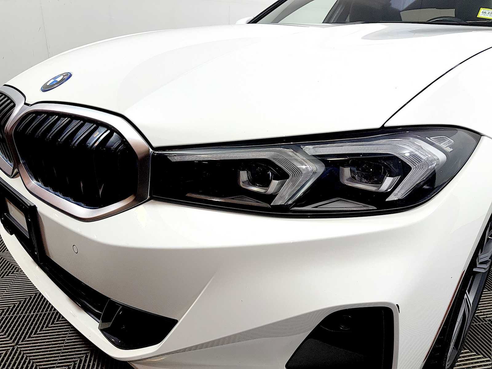 Certified 2023 BMW 330e xDrive w/ Premium Package AWD/4WD image 26