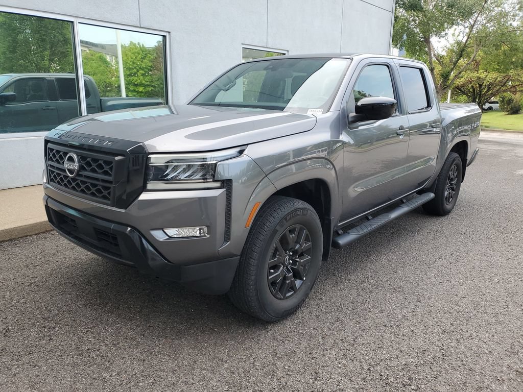 Certified 2023 Nissan Frontier SV w/ Midnight Edition Package AWD/4WD image 5