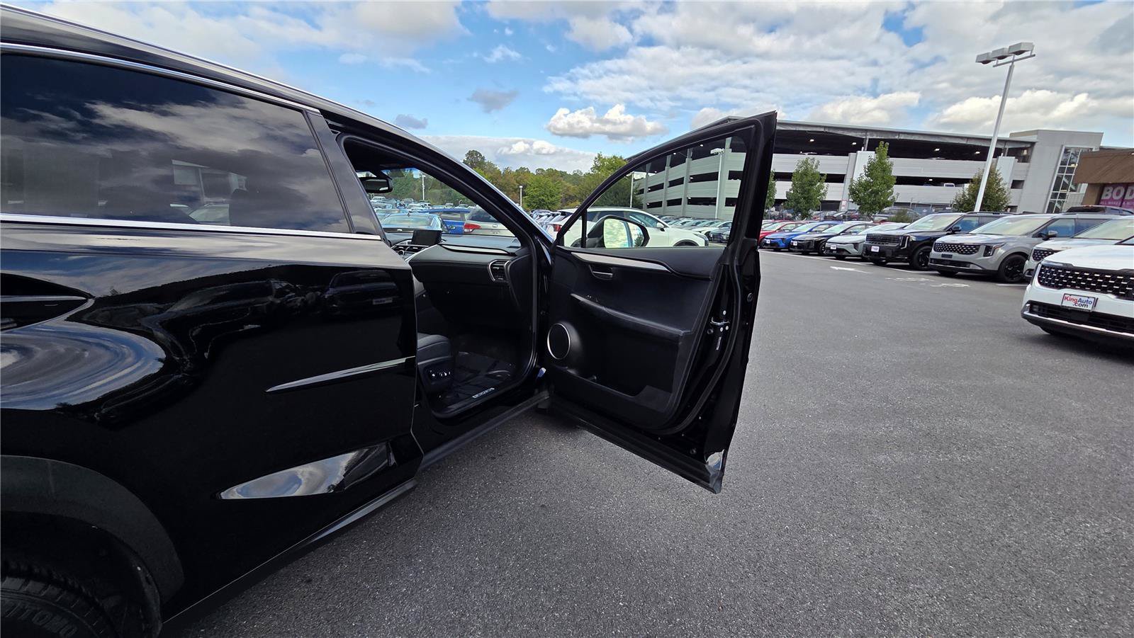 Used 2015 Lexus NX 200t F Sport w/ Navigation System Package AWD/4WD image 30