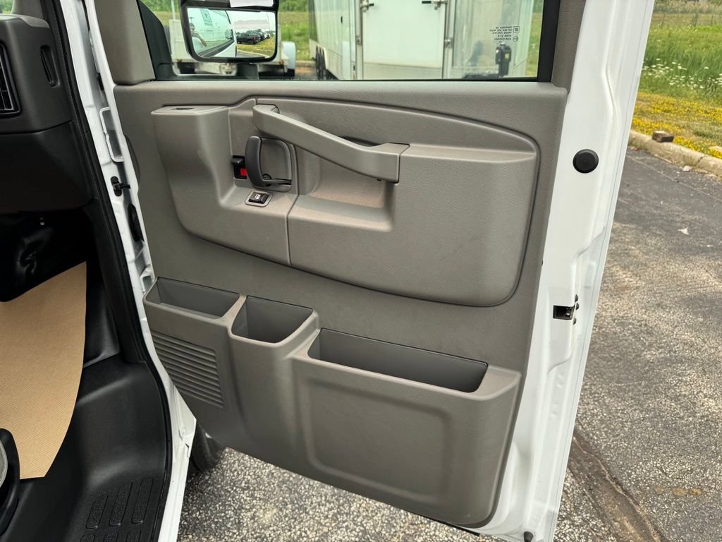 New 2026 Chevrolet Express 3500 w/ Power Convenience Package RWD image 15