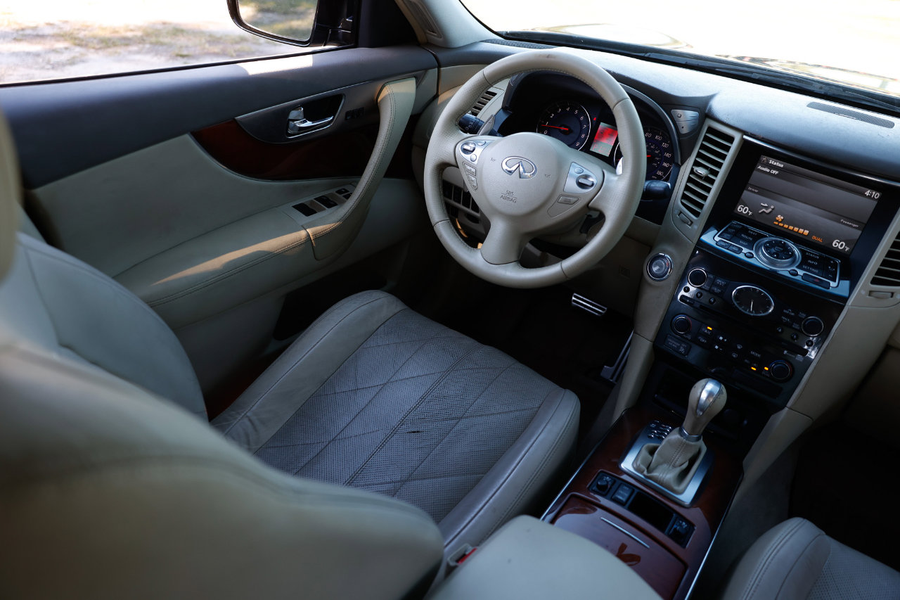 Used 2009 INFINITI FX35 AWD w/ Navigation Pkg image 20