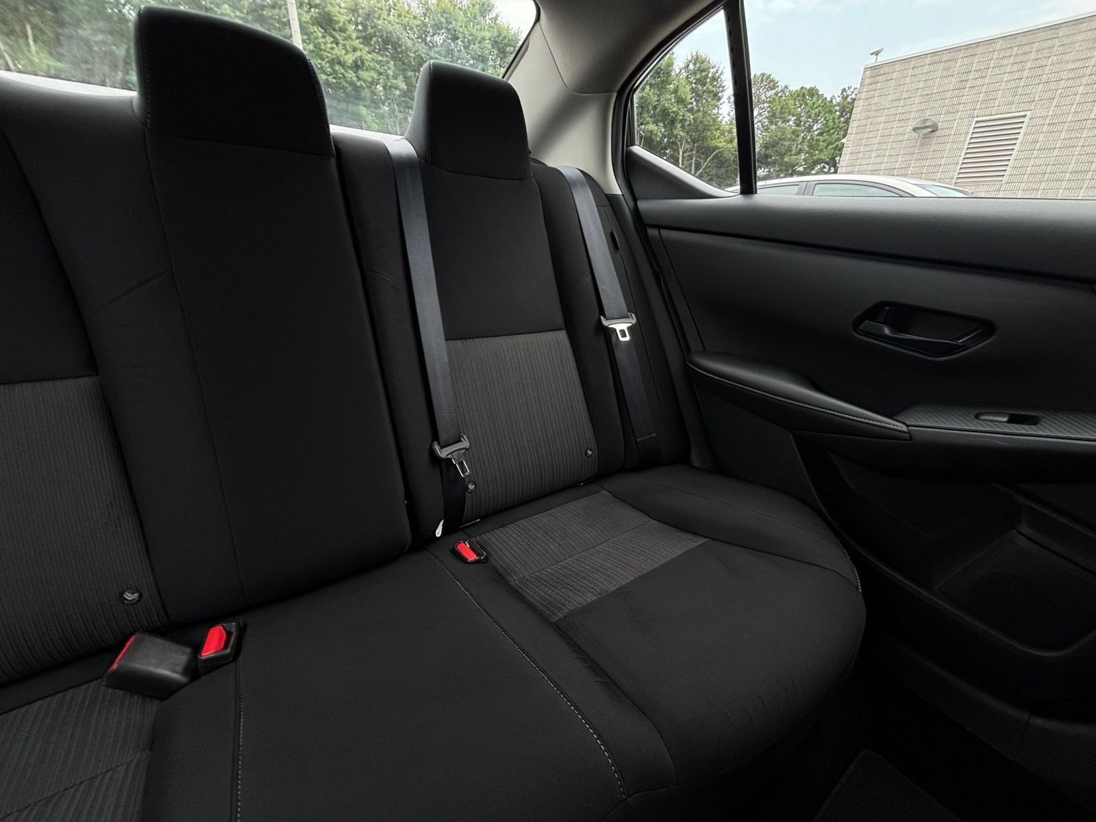 Used 2025 Nissan Sentra SV FWD image 36