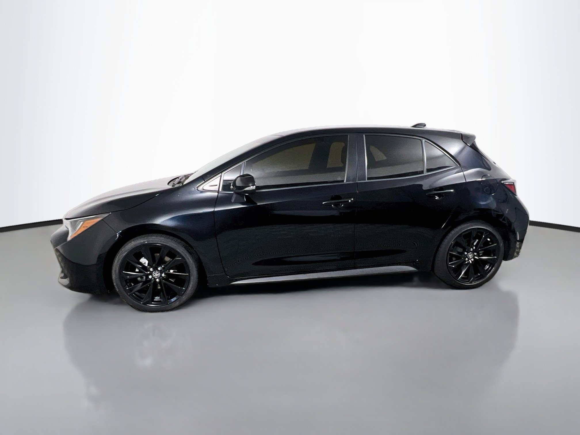 Used 2022 Toyota Corolla SE FWD image 9