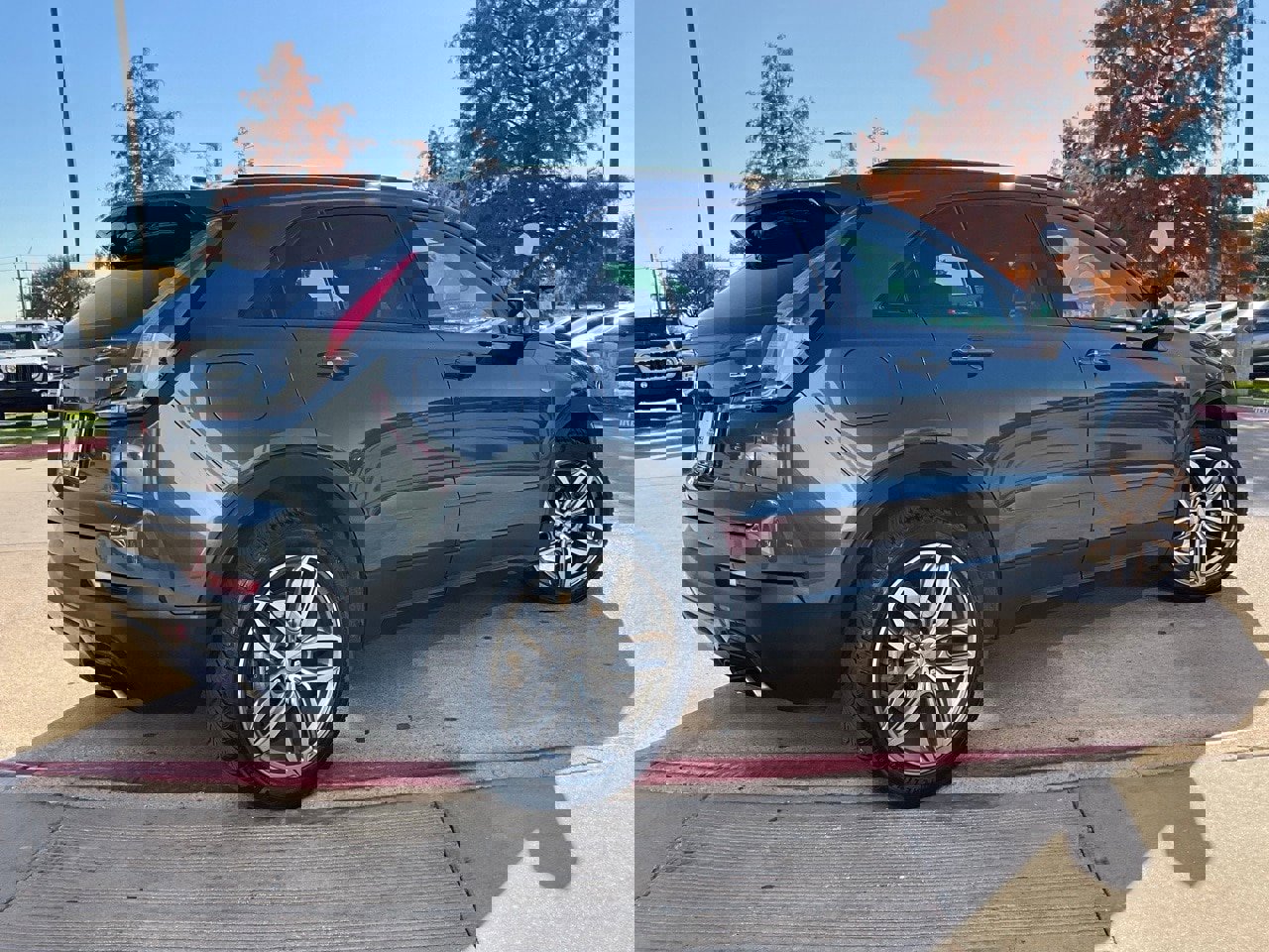 Used 2019 Cadillac XT4 Sport image 6