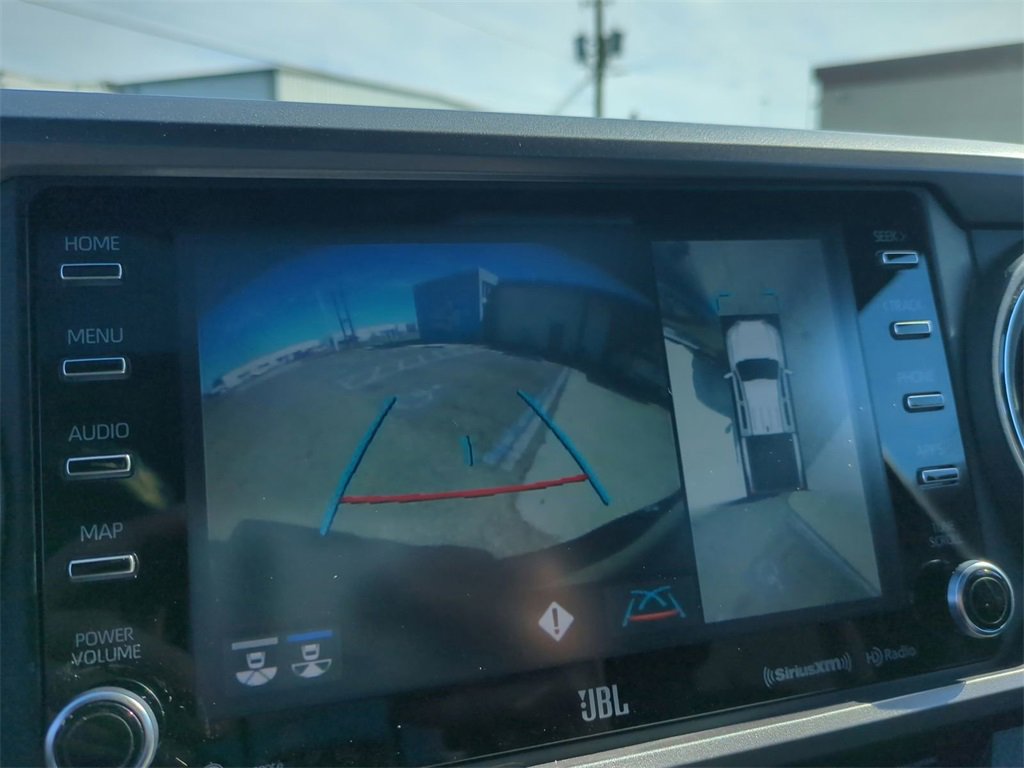 Used 2020 Toyota Tacoma Limited image 24