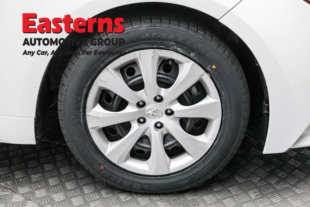 Used 2024 Toyota Corolla LE image 30