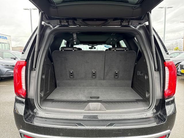 Used 2021 GMC Yukon SLT w/ SLT Luxury Plus Package image 15