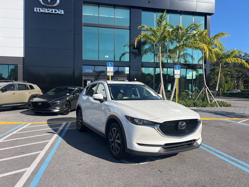 Used 2018 MAZDA CX-5 Touring w/ Preferred Equipment Package image 5