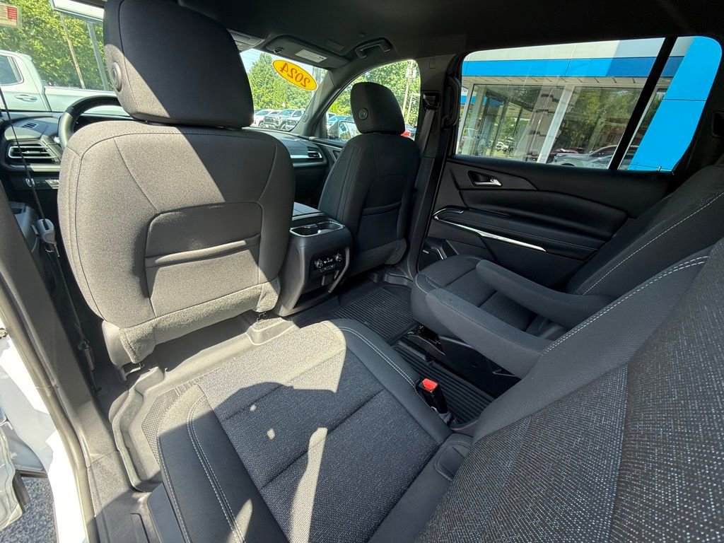 Used 2024 Chevrolet Traverse LT w/ Enhanced Driving Package image 21