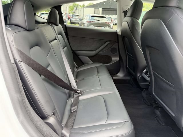 Used 2022 Tesla Model Y Long Range AWD/4WD image 11