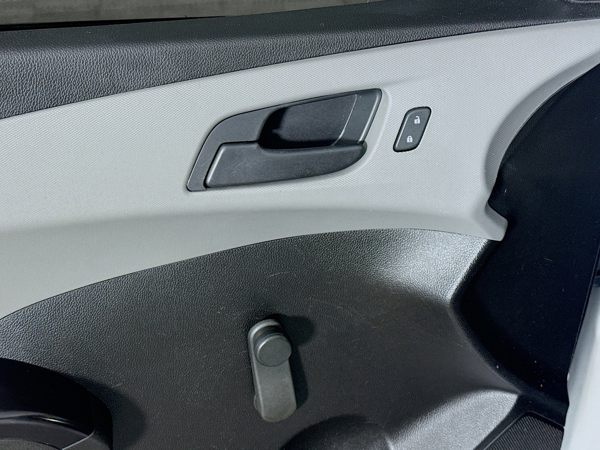 Used 2019 Chevrolet Sonic LT image 22