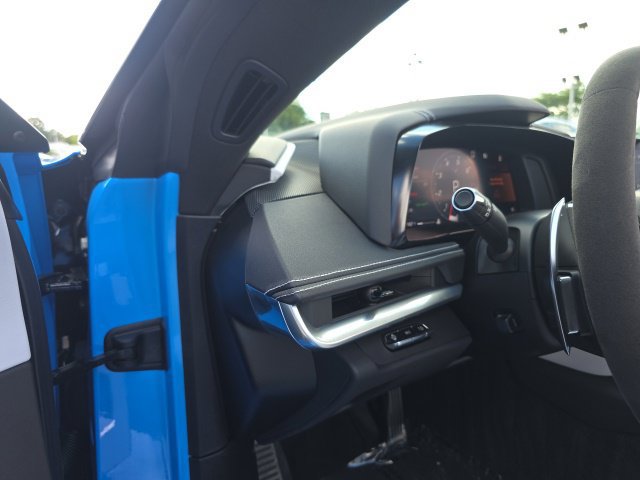 Used 2022 Chevrolet Corvette Stingray Preferred Conv w/ Z51 Performance Package RWD image 16