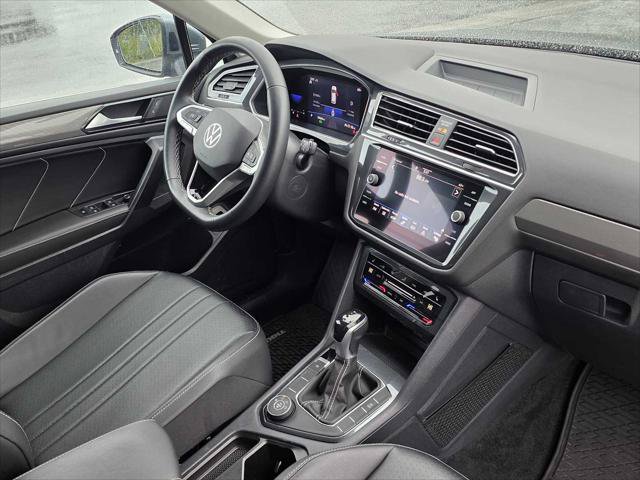 Used 2022 Volkswagen Tiguan SE AWD/4WD image 10