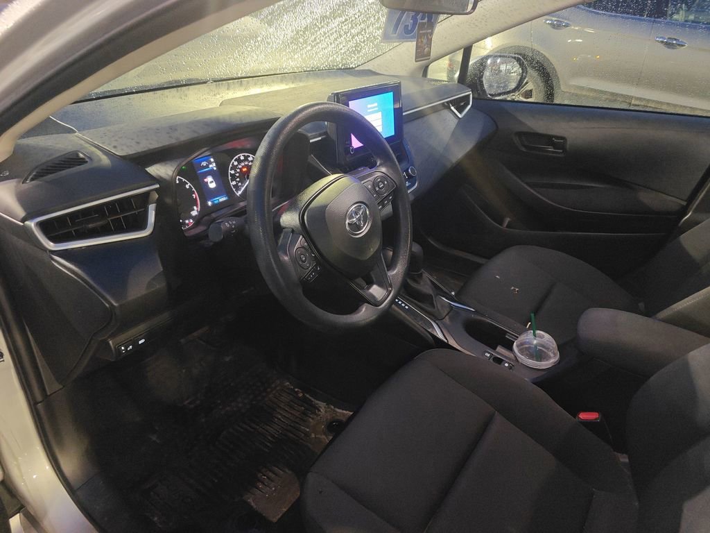 Used 2024 Toyota Corolla LE image 7