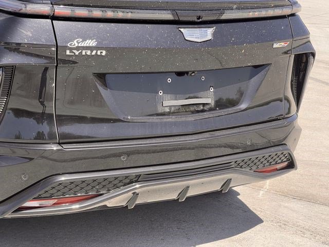 New 2026 Cadillac Lyriq V w/ LPO, Floor Liner Package AWD/4WD image 30