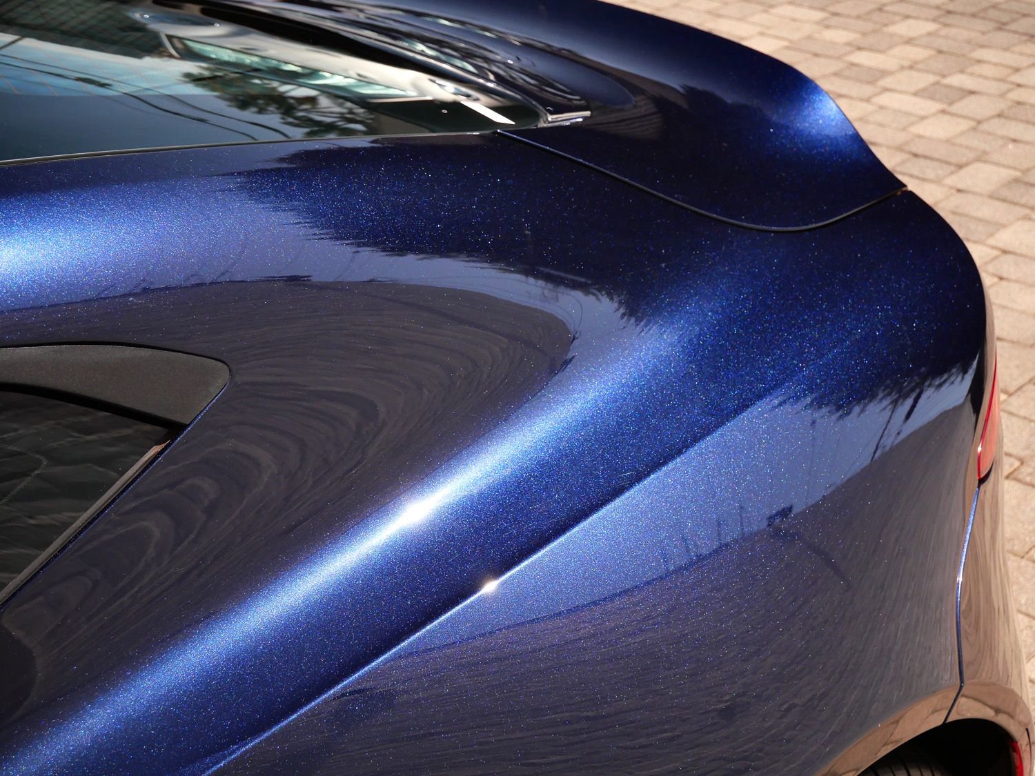 Used 2020 Aston Martin V8 Vantage Coupe RWD image 13