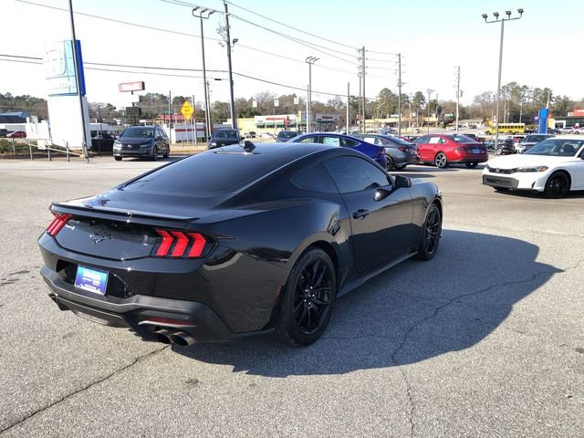 Used 2025 Ford Mustang Coupe image 8