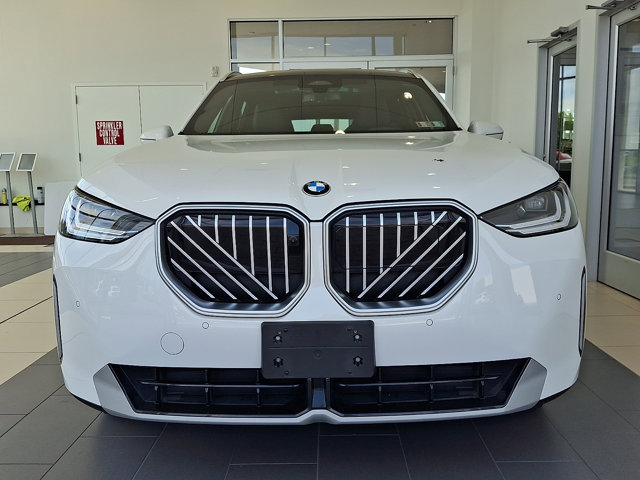 Certified 2025 BMW X3 xDrive30i AWD/4WD image 2