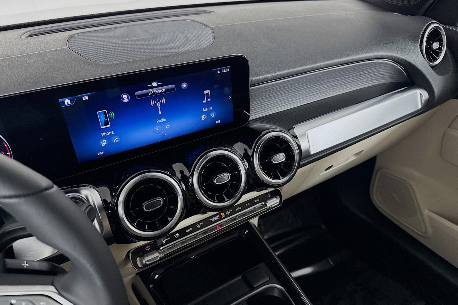 Certified 2026 Mercedes-Benz GLB 250 GLB 250 image 20